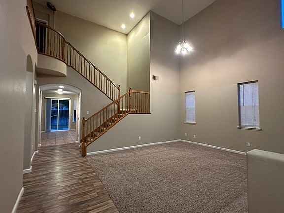 3rd image of 2699 Kimberly Dr