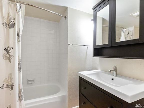 2nd image of 8845 166th Ave NE APT B205