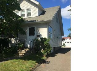 41 Woodlawn St, West Hartford, CT 06110