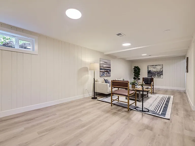 1505 Findlay Way — Photo 18