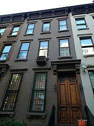 330 East 69th Street in Lenox Hill