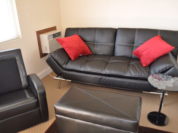 5th image of 1710 Coal Pl SE #4