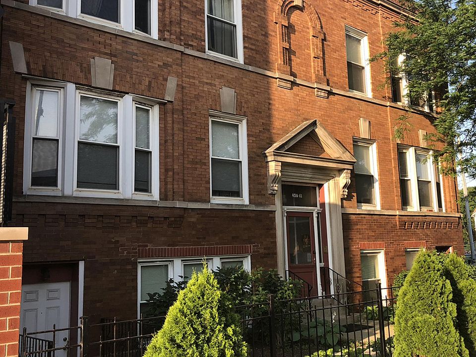1st image of 2417 W Fullerton Ave #1E