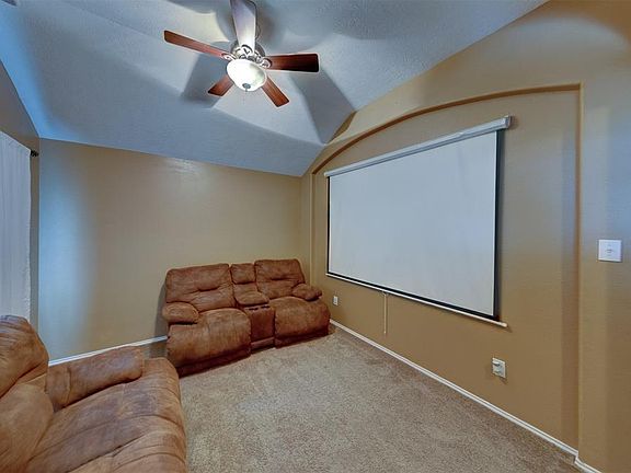 5th image of 8006 Blackcherry Ln