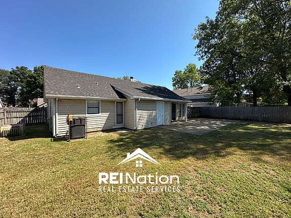 4th image of 6129 Briarbend Ln