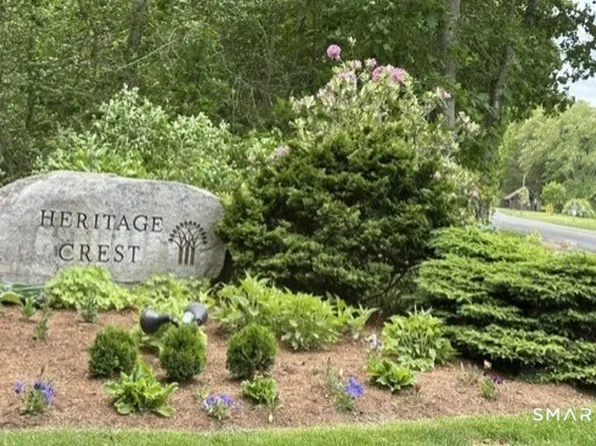 18 Heritage Crest #D, Southbury, CT 06488