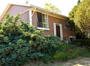 1 Regent Ct, Novato, CA 94947