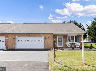 101 Sunflower Dr, Hagerstown, MD 21740