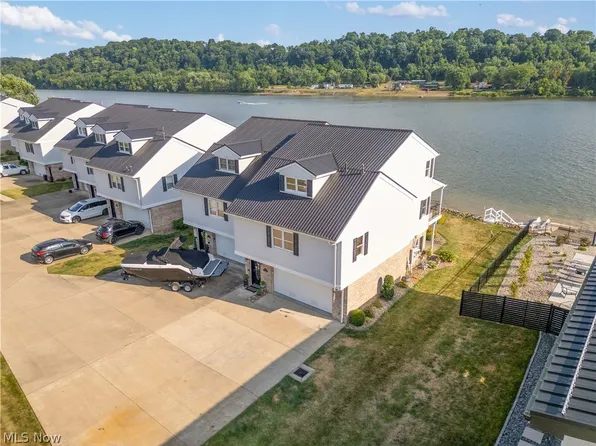 1319 Blennerhassett Ave Unit B, Belpre, OH 45714