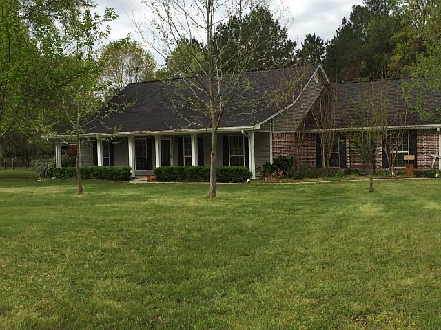 1st image of 145 Bear Creek Dr