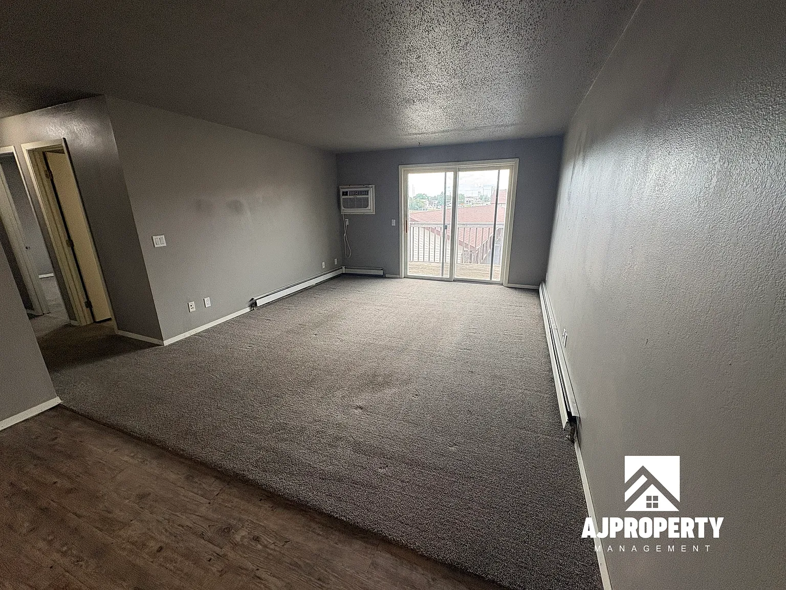 2 bed, 900 sqft, $850 — Photo 3