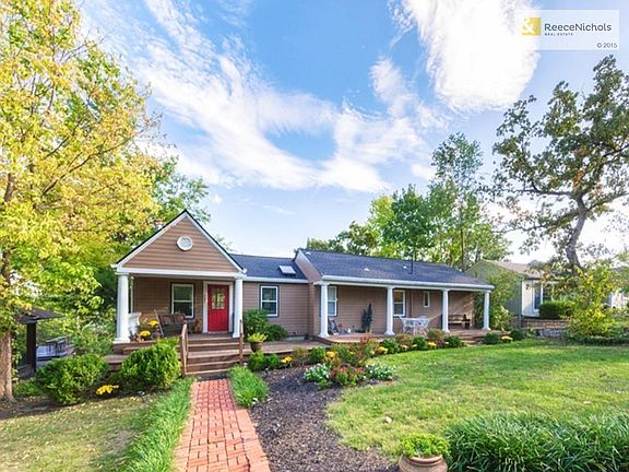 Comes with curb appeal!