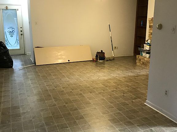 5th image of 7825 Beauregard Cir APT 17B