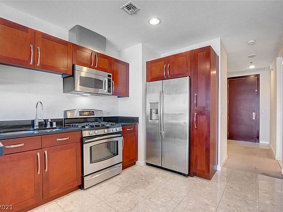 3rd image of 4575 Dean Martin Dr Unit 1404
