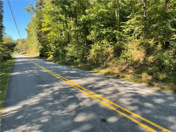 228 Tater Hill Mountain Rd, Pickens, SC 29671