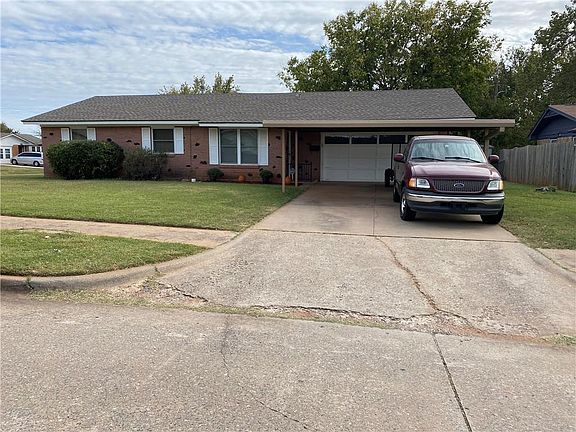 2nd image of 510 NE 18th St