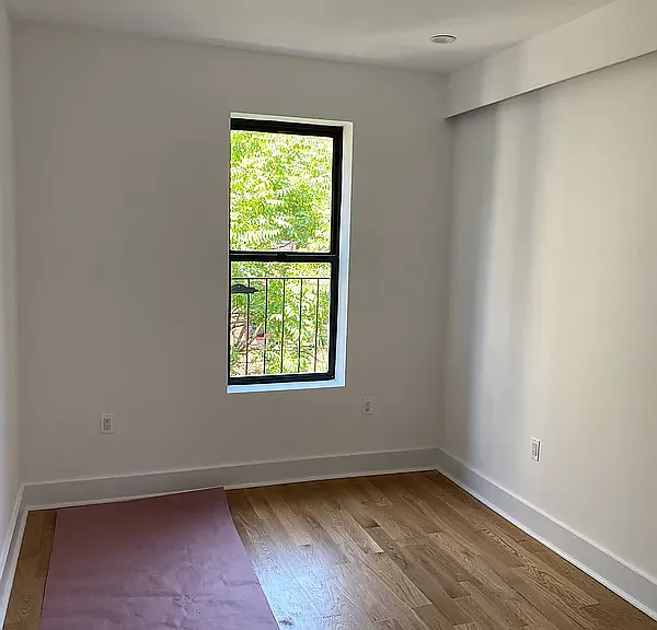 116 Sherman Ave #23 — Photo 3