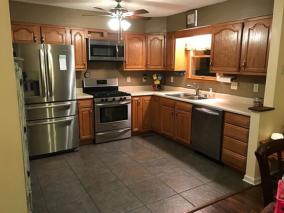 4th image of 1505 Westbrook Dr