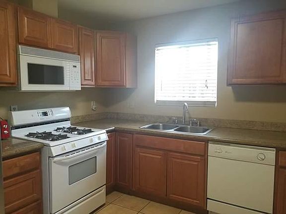 2nd image of 6821 Southwood Way