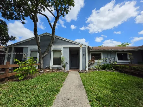 7959 NW 41st Ct, Sunrise, FL 33351