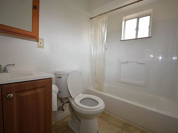4th image of 7227 Bernard Ave APT 10
