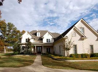 2435 Canadaville Loop, Eads, TN 38028