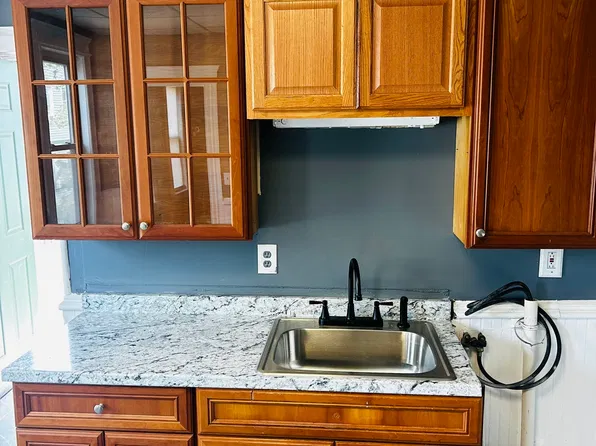 155 Congress Ave, Waterbury, CT 06708