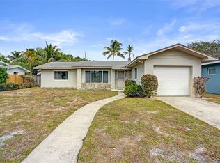 108 Harvard Dr, Lake Worth Beach, FL 33460