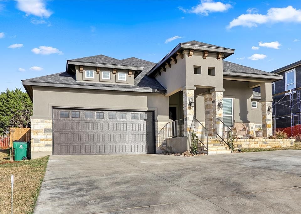 1st image of 308 Buckhorn Dr