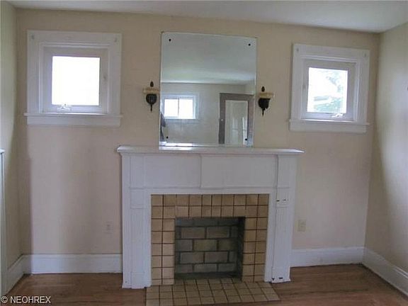 3rd image of 1353 Wilbur Ave