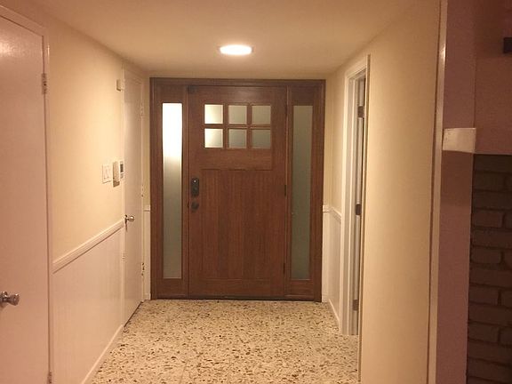 4th image of 7044 Orion Ave