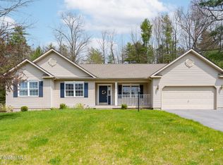 9 Whitney Rd S, Saratoga Springs, NY 12866