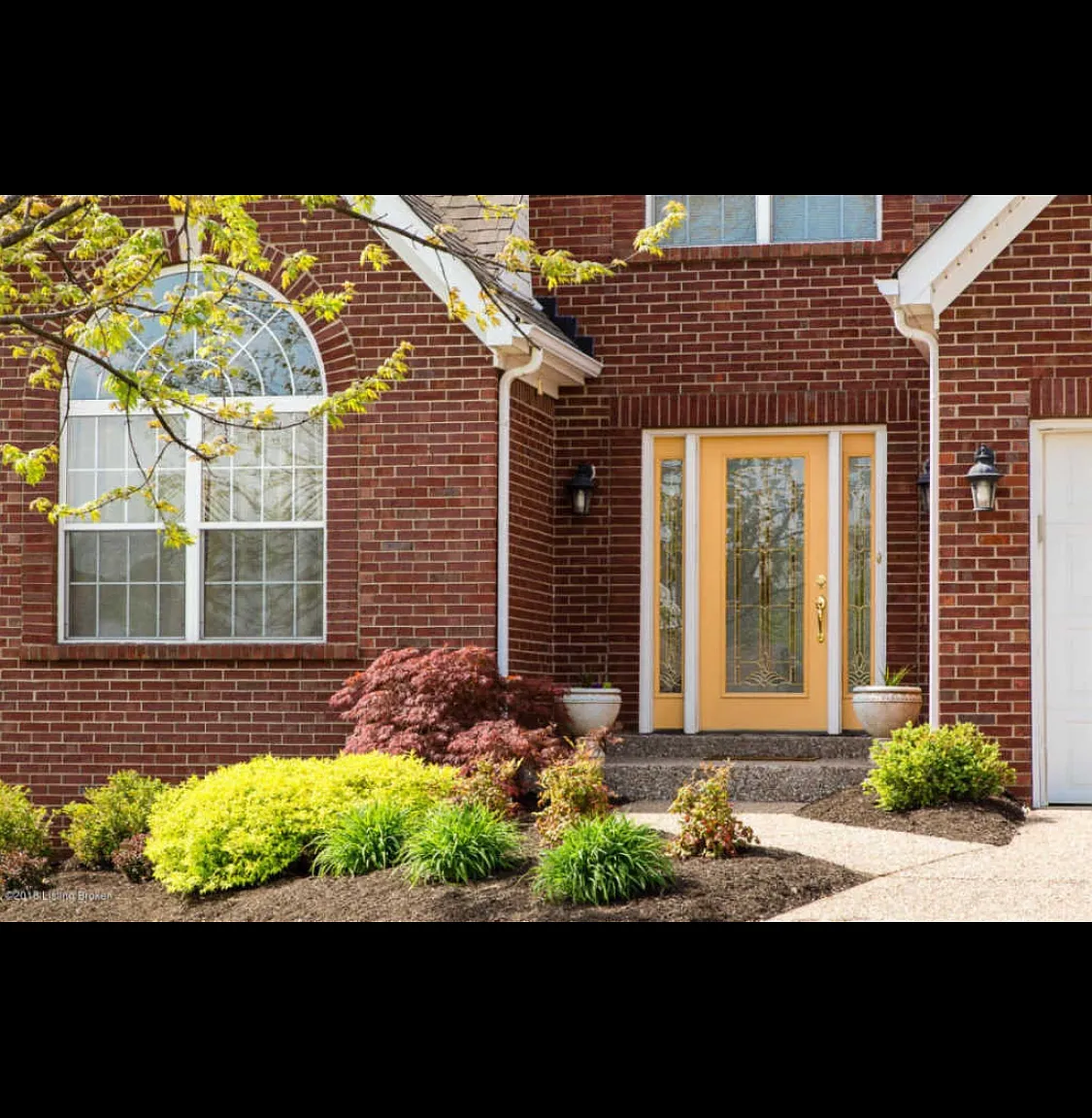 4 bed, 3.5 bath, 2423 sqft, $2,800 — Photo 2
