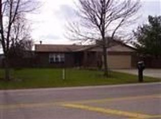 4745 Cottonville Rd, Jamestown, OH 45335