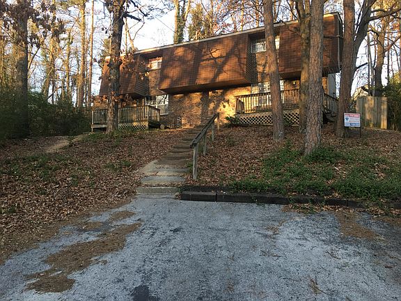 3rd image of 710 Marley Way