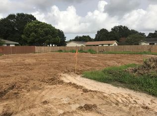 2304 Lilac St, Nederland, TX 77627
