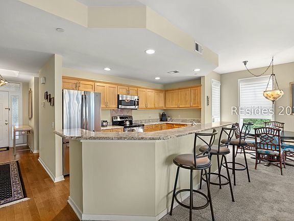 5th image of 6 Village North Dr APT 12