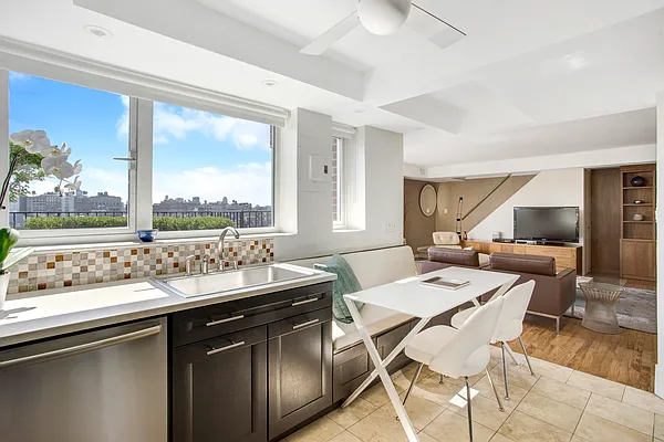 Sold by Compass | media 5