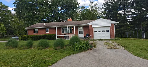 4607 Aicholtz Rd Photo 1