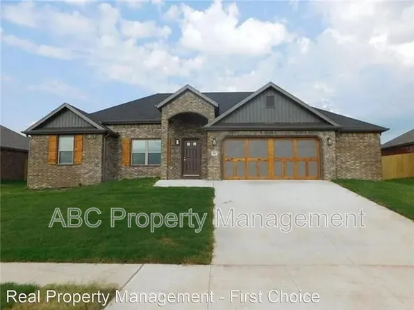 361 Captain Hopkins St, Prairie Grove, AR 72753