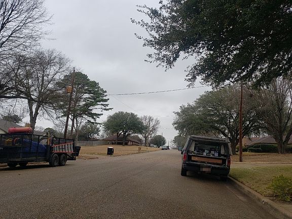 4th image of 2501 Northbrook Dr