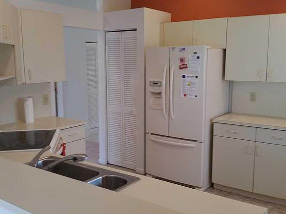 2nd image of 1504 SW 149th Avenue