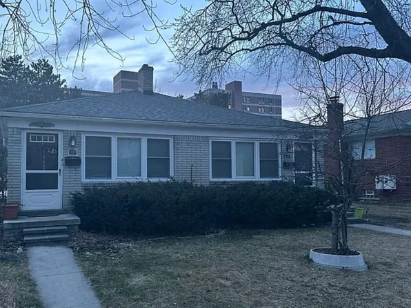 321 N Alice Ave, Rochester, MI 48307