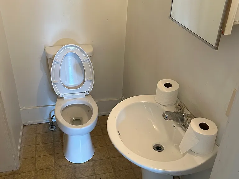 58 Sturges Ave #5 — Photo 6