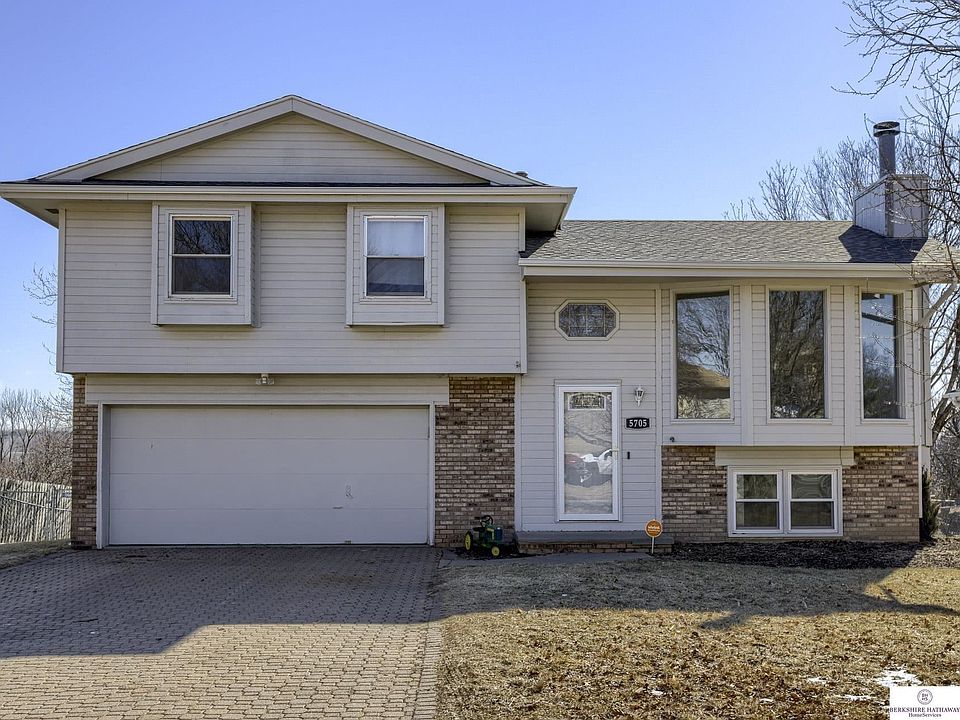 1st image of 5705 N 127th St