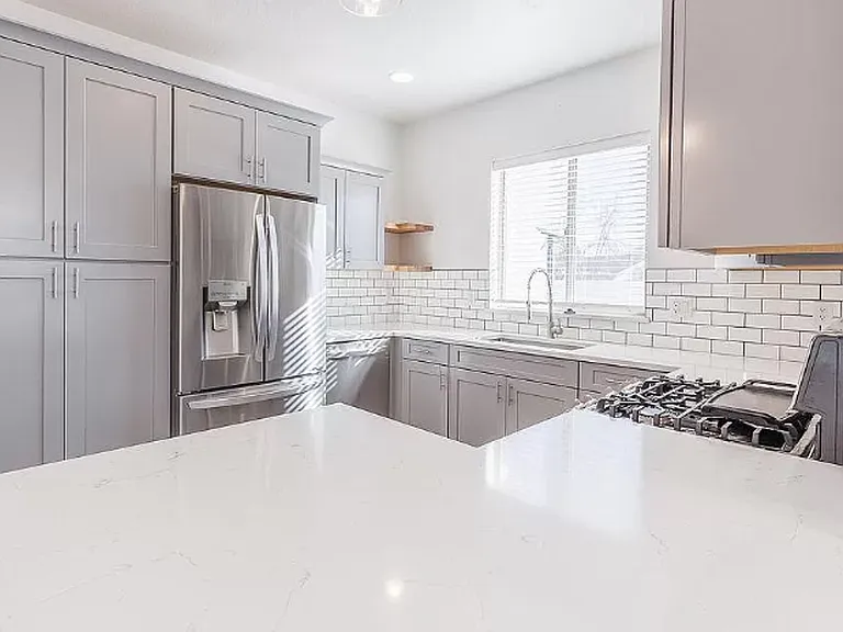 646 S Tylee Way — Photo 4
