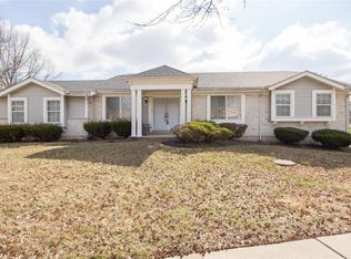 5544 Rolling Meadows Ct, Saint Louis, MO 63129