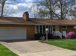 301 Lindy Lane Ave SW, North Canton, OH 44720