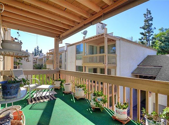 4th image of 17711 Margate St APT 315