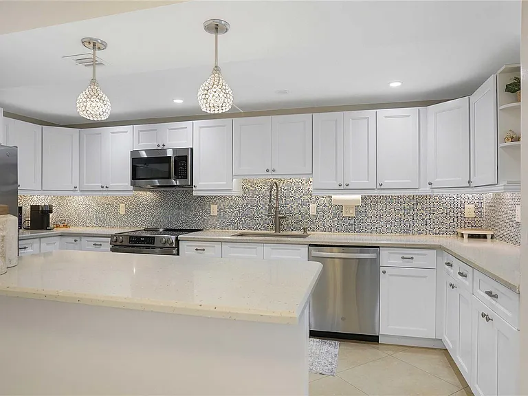 3430 Galt Ocean Dr #802 — Photo 4